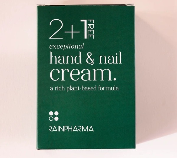 Winter set: exceptional hand & nail cream 2+1 gratis